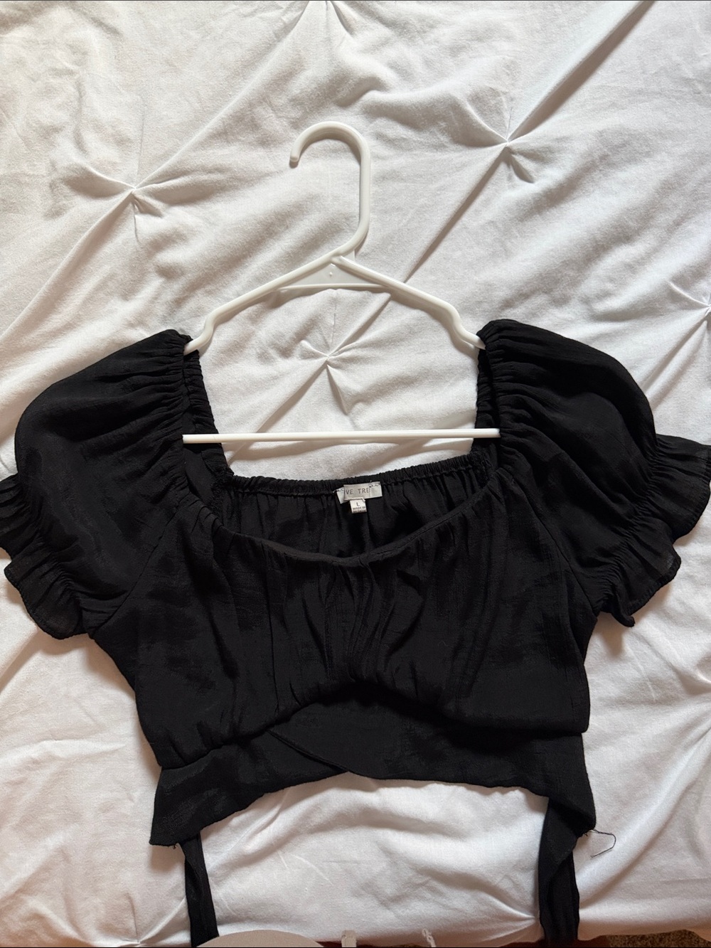 Love Tree Black Puff Sleeve Tie Back Crop Top- Size Large (fits smaller)